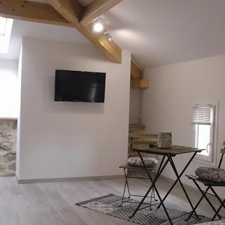 Couette-café Les D'ausilia 3*