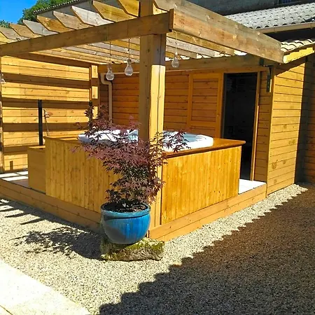 住宿加早餐酒店 Les D'ausilia 3*
